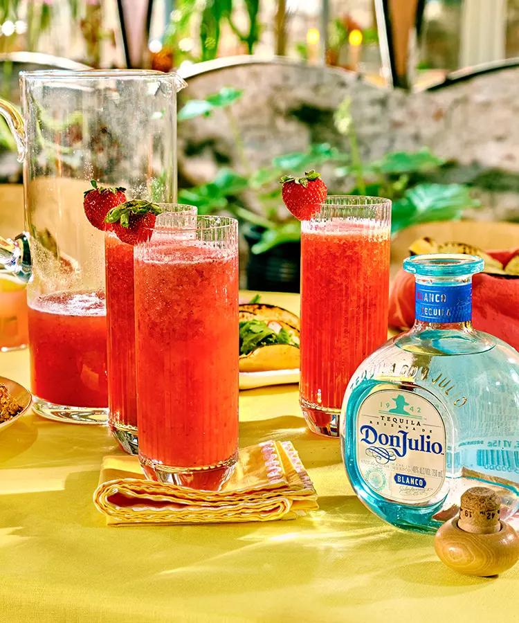 Frozen strawberry paloma